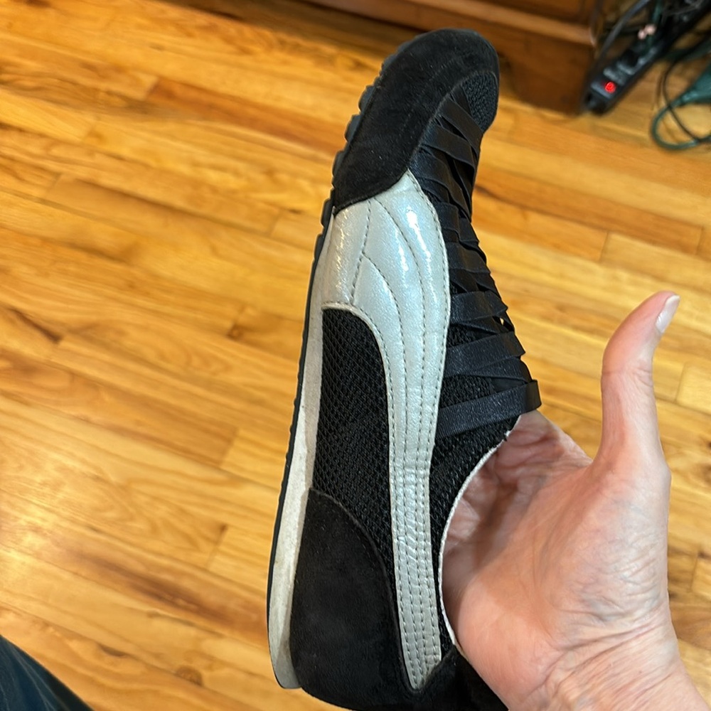 Vintage PUMA Slip On Sneakers Black and Silver - Picture 9 of 13